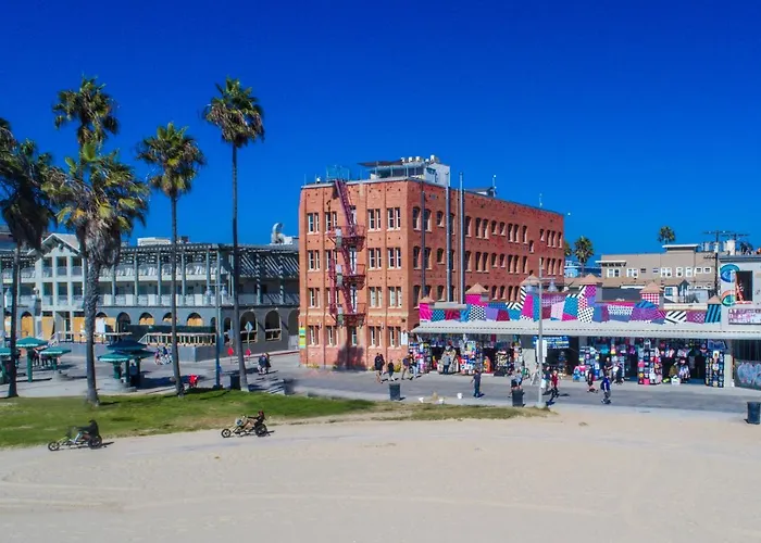 Venice Breeze Suites